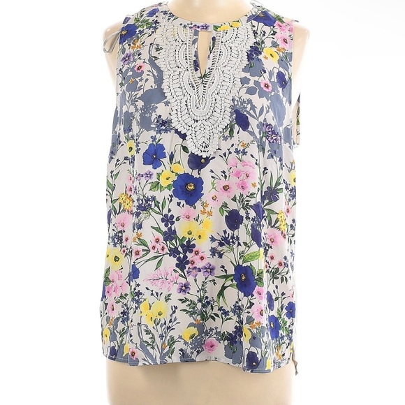 Daniel Rainn Tops - NWT Daniel Rainn Floral Sleeveless Top, lace embellishment - Multicolor